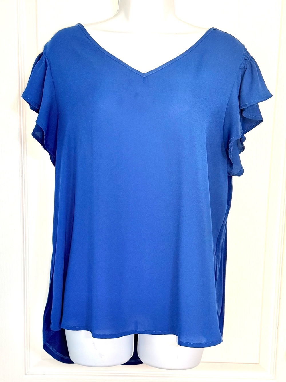 Papermoon Women’s V-Neck Flutter Sleeve Top - Royal Blue size XL